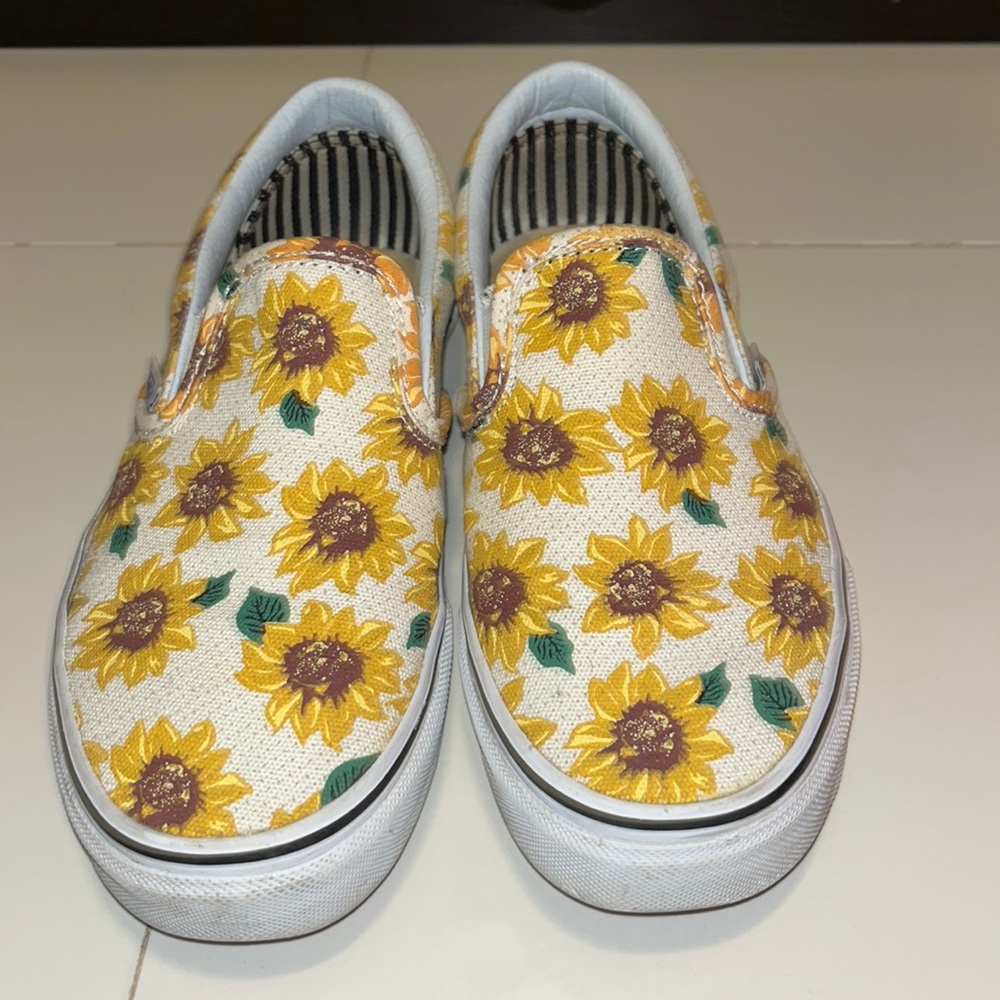 Sunflower vans